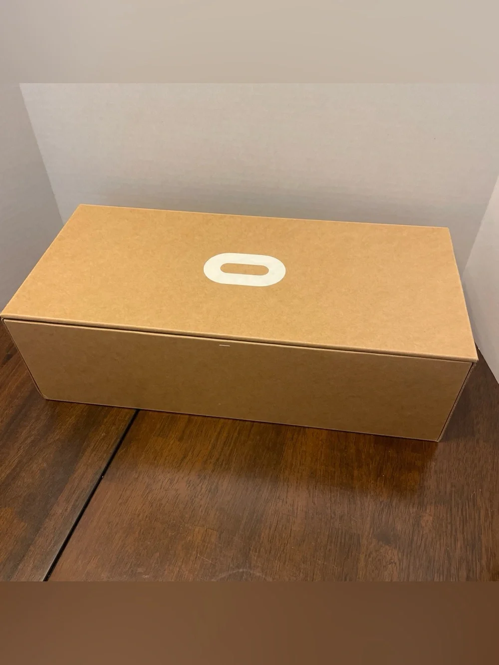 Meta Oculus Quest 2 256GB *BOX Only* With Outer Slip Cover Good Condition